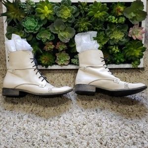 Charles David Regiment Boot- Size 8